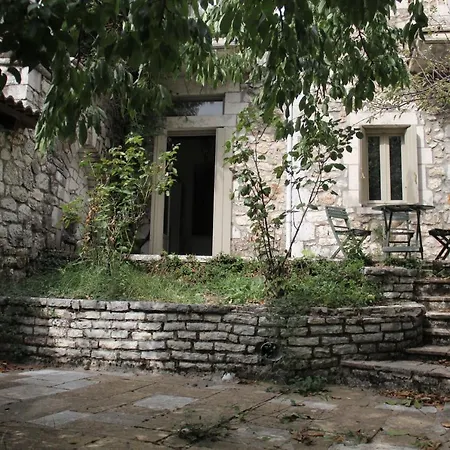 The Stonehouse Chalet